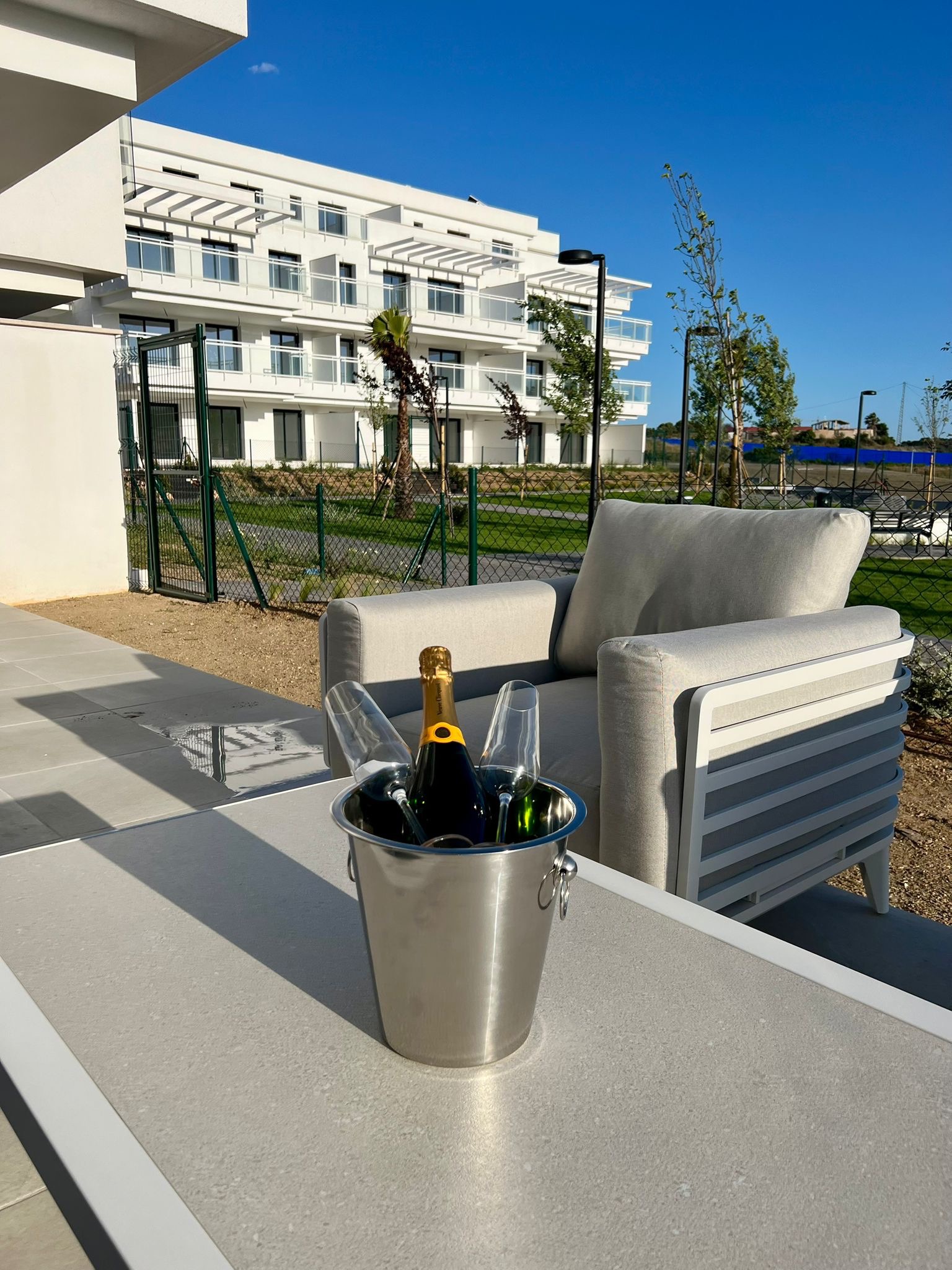 Terras met loungezetel en uitzicht